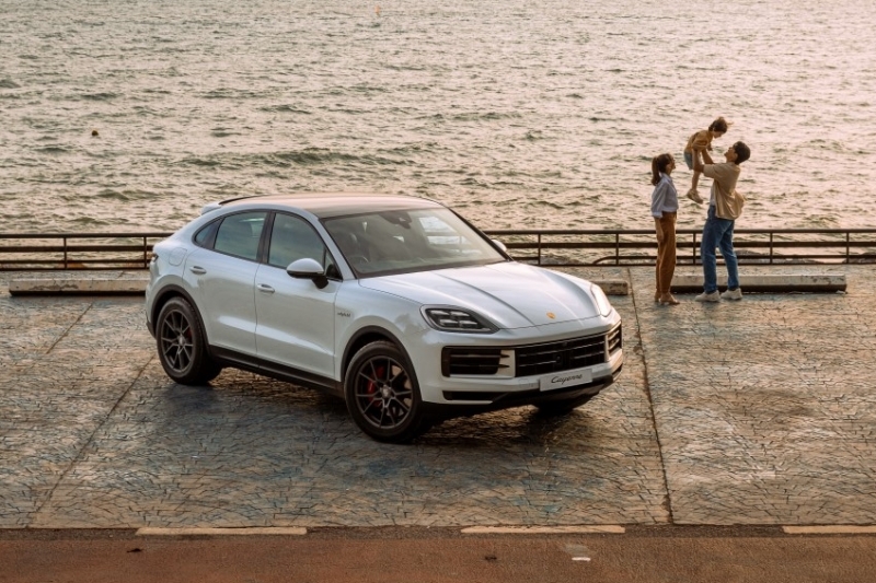 Porsche Cayenne S E-Hybrid Coupé รุ่นประกอบมาเลเซีย ราคา 6 ลบ.